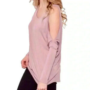 "Callie" Cold Shoulder Long Sleeve Tee
